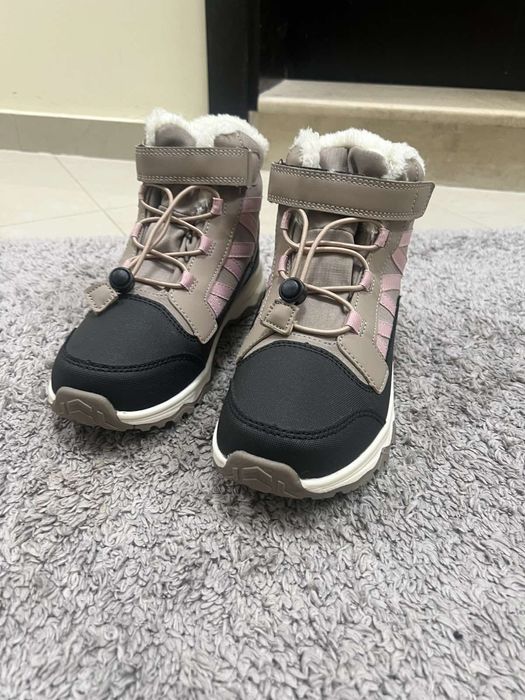 Детски боти с пух