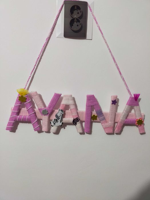 Nume din litere decorative