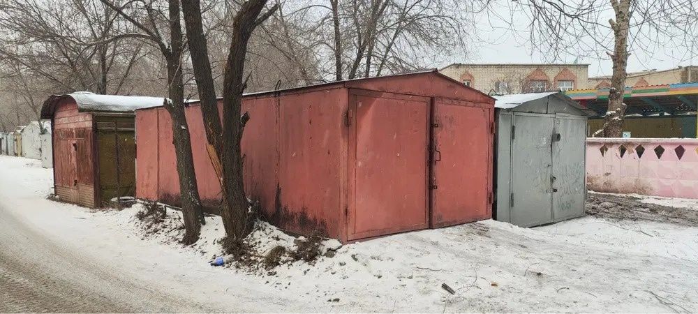 Продается металлический гараж в хорошем состоянии