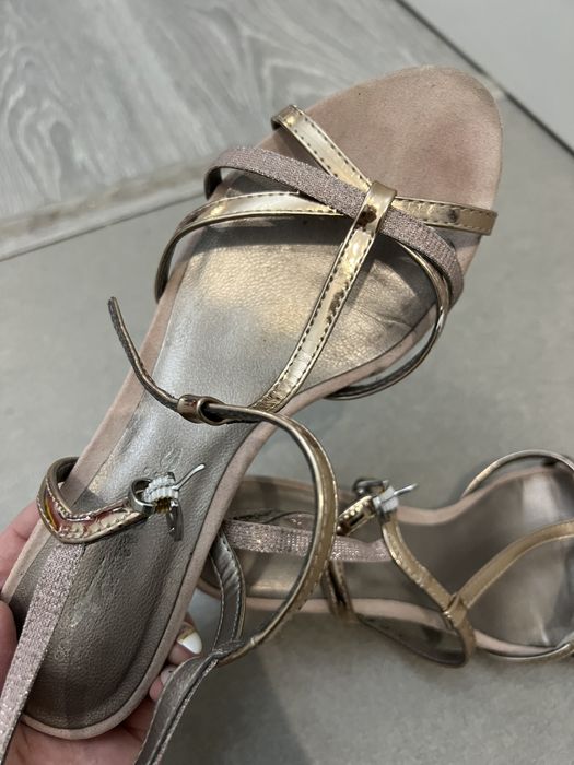 Босоножки Tamaris