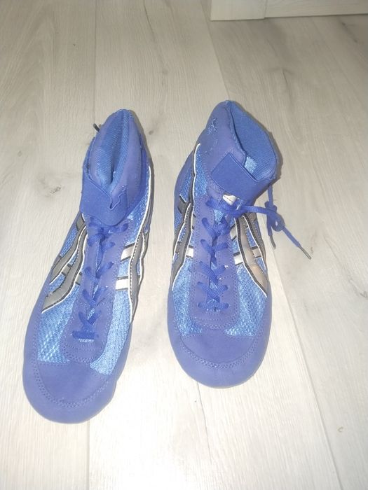 Борцовки  продам