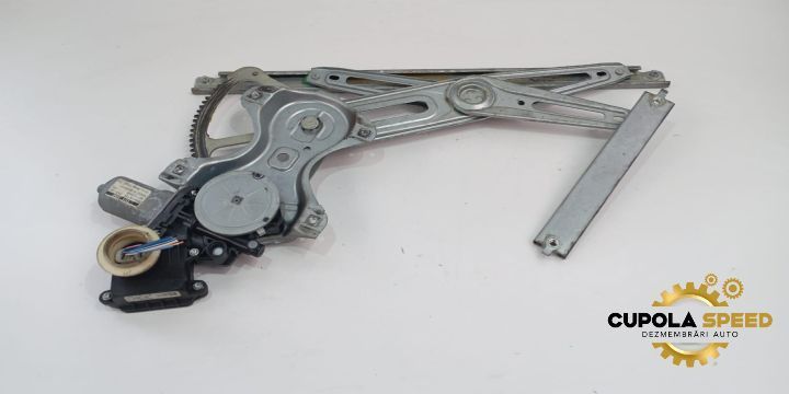 Macara geam fata dreapta electrica cu motoras 85710-05051 Toyota Aven