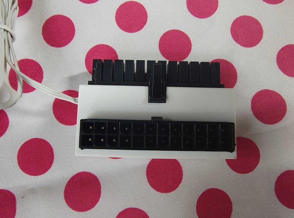 Conector EZDIY-FAB 24 PIN ATX 90 grade ARGB