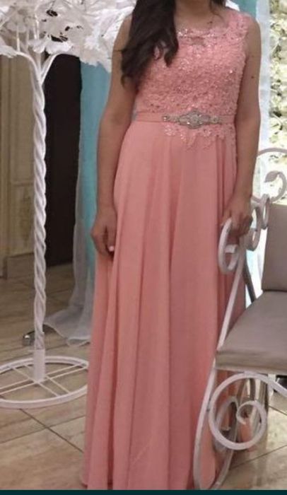 Вечернее молодежное платье