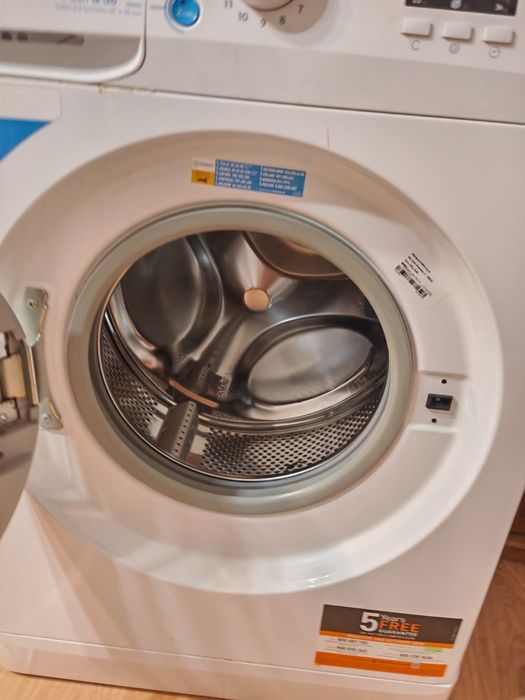 Mașină spălat Indesit