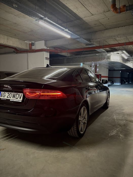 Jaguar xe 20d 180