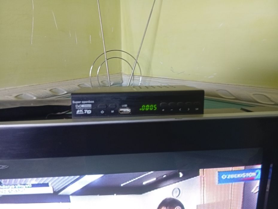 Roison televizor sotiladi tuneri bilan