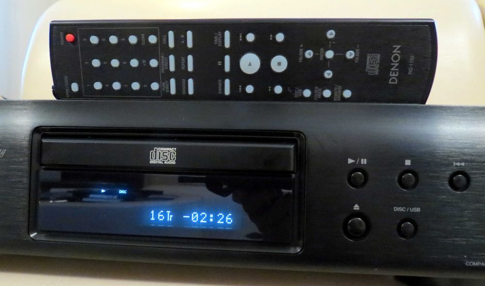 Compact Disc CD Denon DCD-710AE , High precision 24-bit 192 kHz D/A converter cu telecomanda