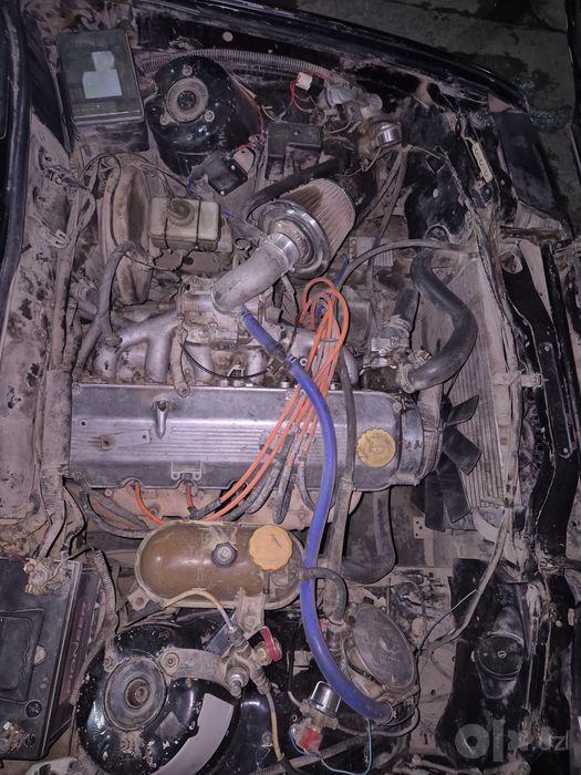 Bmw  E30 sotiladi