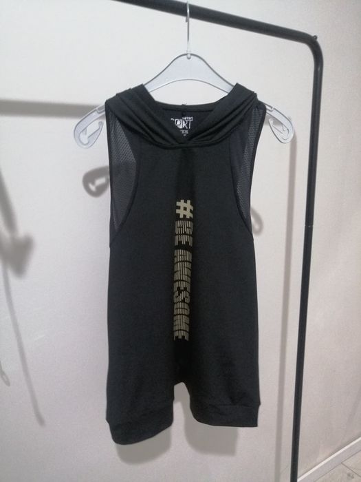 Спортивки, кофты, платья