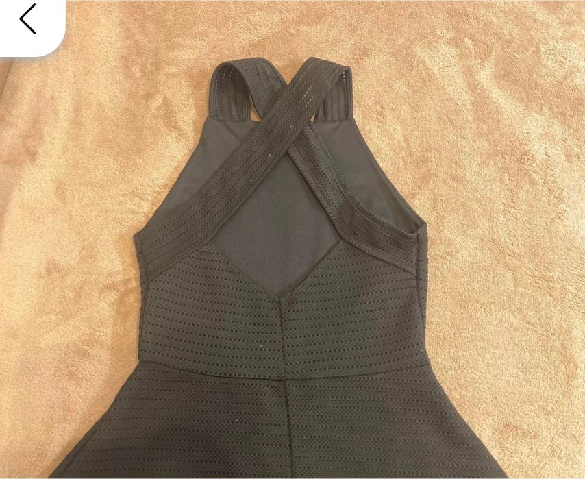 Черна мини Pull&Bear рокля с гол гръб и къс летен гащеризон Н&М