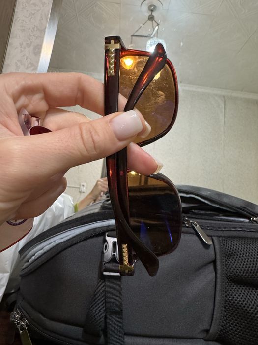 Солнцезащитные очки