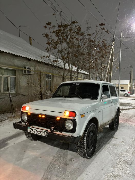 Лада нива сатылады