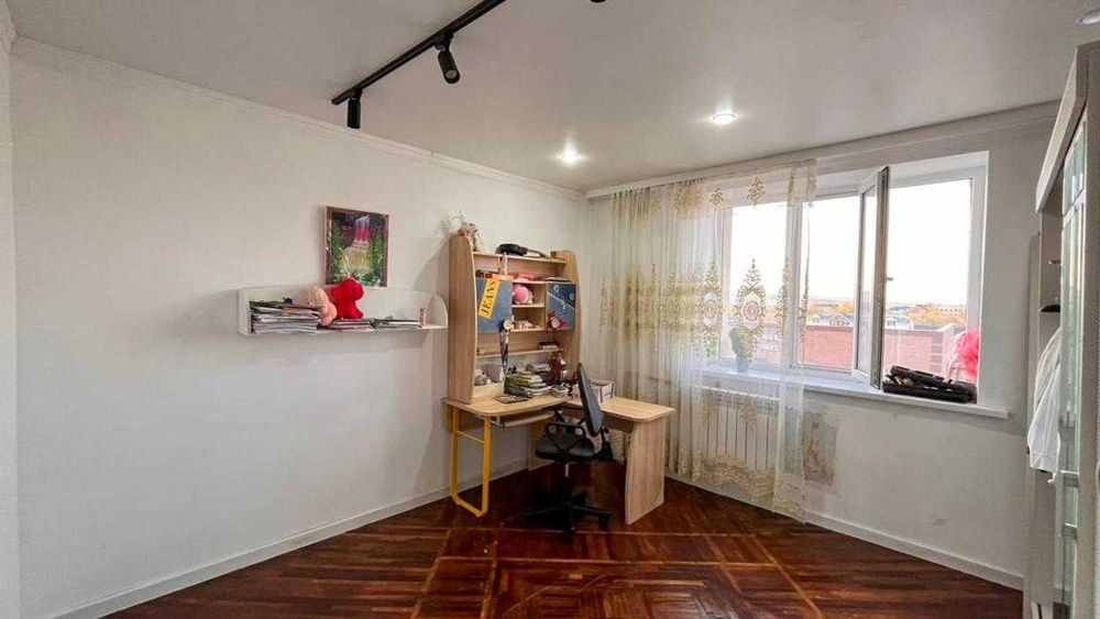 Продается 4х комнатная квартира