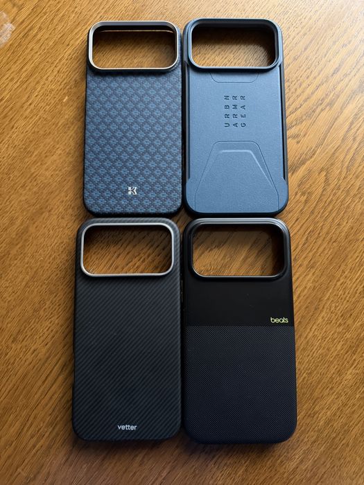 Huse iPhone 17 PRO MAX