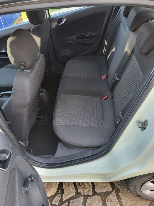 Opel Corsa D 2011 1.2 benzina EURO 5  unic proprietar