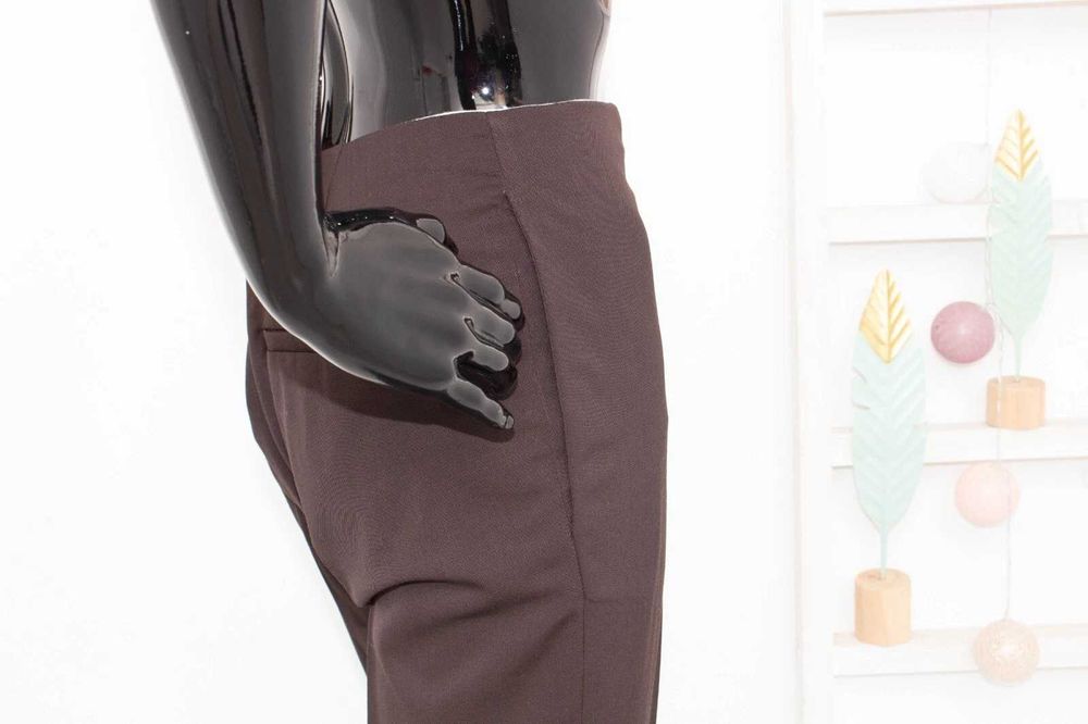 COS оригинален дамски панталон кафяв от вълна 36 S