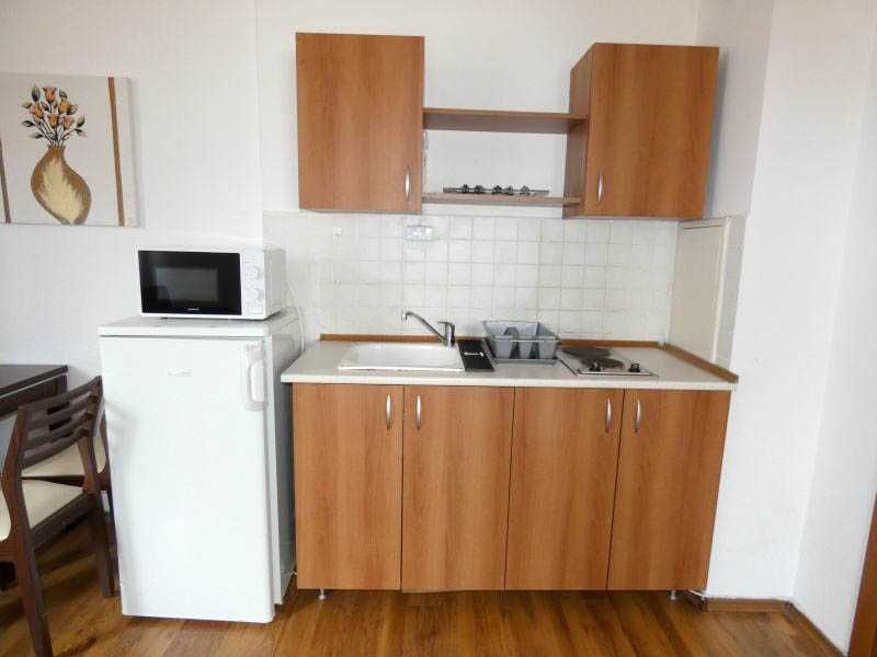 Дава се под наем Тристаен апартамент в Банско - 70 кв.м за 331.5 € - Снимка #3