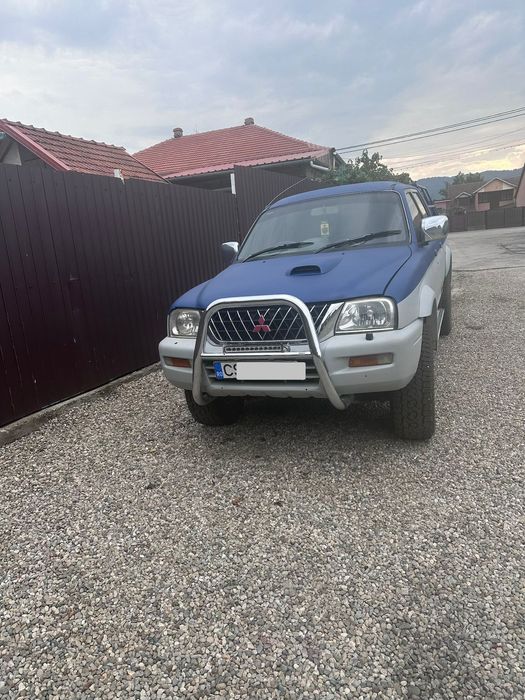 Vând Mitsubishi l200 2002