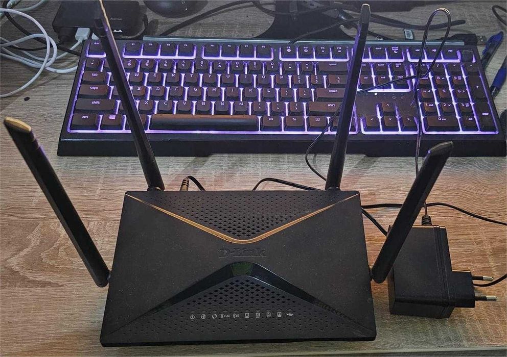 Router D-Link DIR-853/EE AC1300 Gigabit MU-MIMO 2.4 GHz/5 GHz