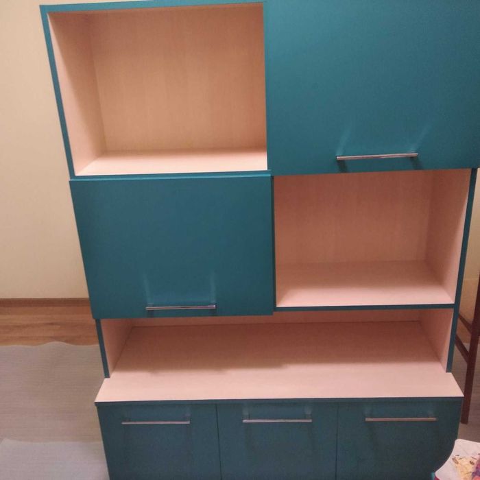 Секция и нощно шкафче