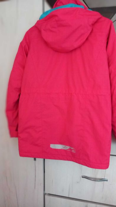 Спортно яке за зимни условия!Мразмер
