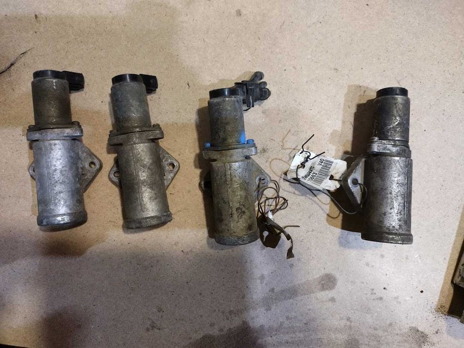 Volvo s40 1996 година 136кс 2000 кубика на части