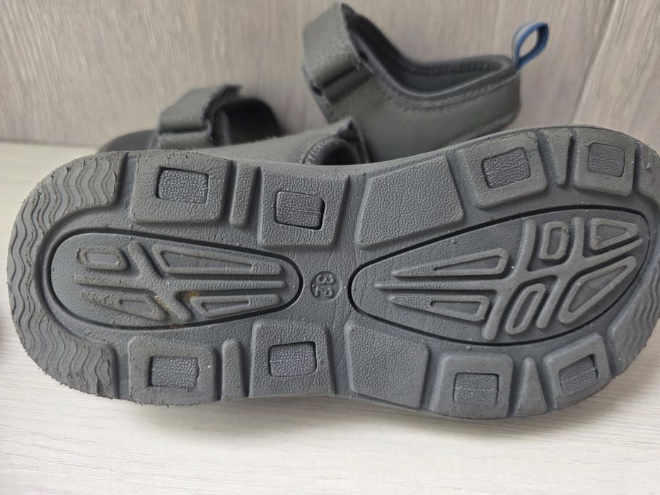 Сандали 27р и 32р мальчику