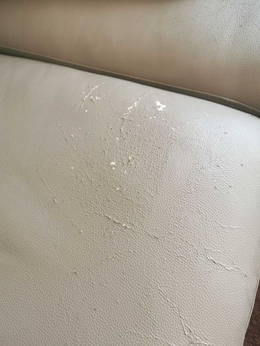 Кожен диван от фирма Тедива , сив, рециклирана ест. кожа