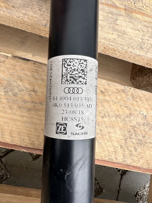 Амортисьори с пружини AUDI A7 C8 комплект 4K0413031AG 4K0513035AD