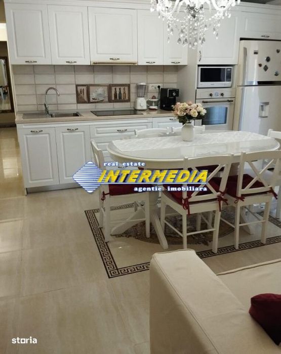 Apartament 2 dormitoare + living Alba Iulia zona Mall — fotografia 1