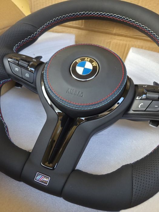 М волан за BMW Ф10 F10 Ф11 F11 Ф01 F01 Ф06 F06 спортен кожен с еърбег шит 3-цветен конец М пакет стил М5 БМВ Ф07 F07 GT Ф18 F18 перфектен тунинг