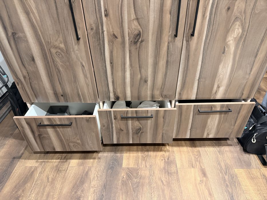 Комод для гостинной или спальни