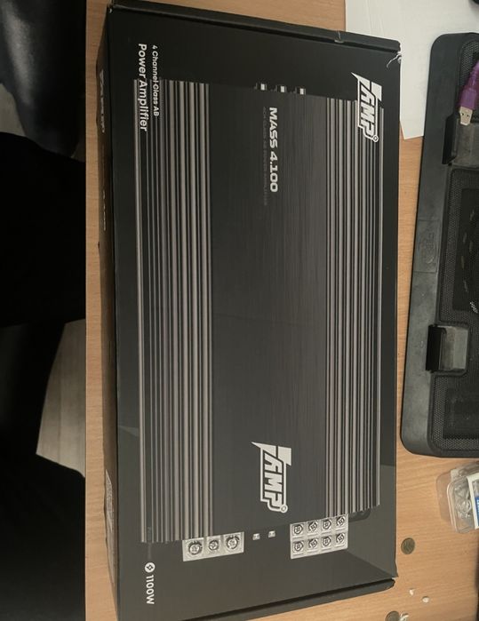 Усилитель  4 по 100в