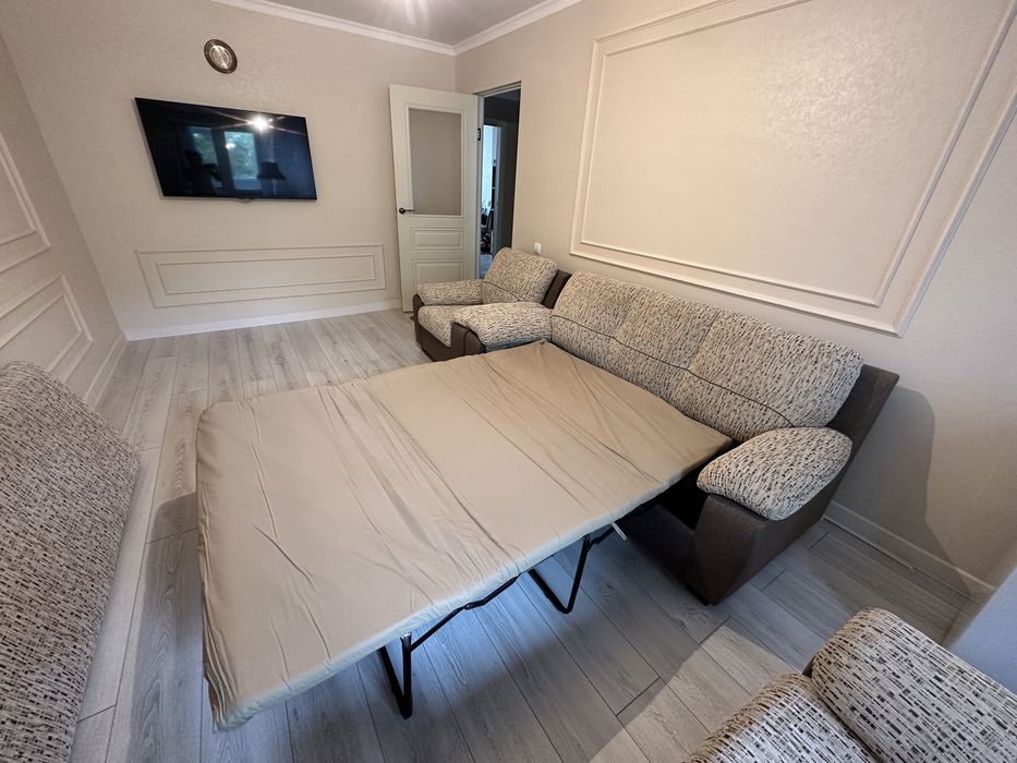 Продам диван + 2 кресла