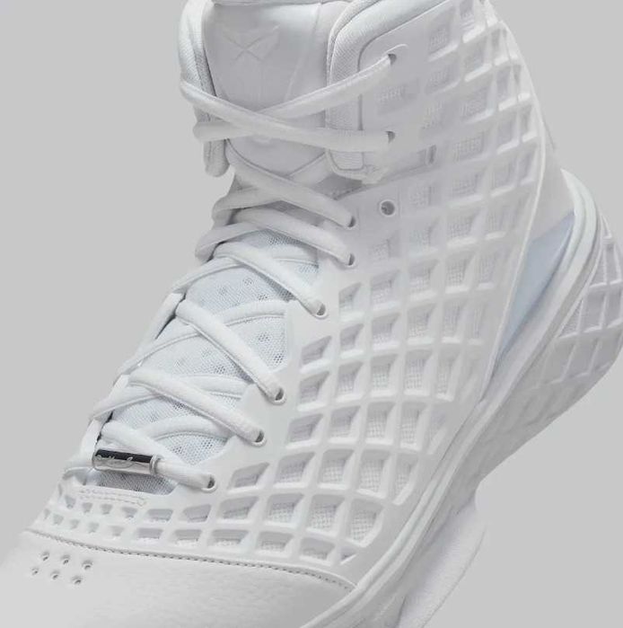Чисто нови Nike Kobe 3 Protro “Halo” №43 – Оригинални  2025 модел
