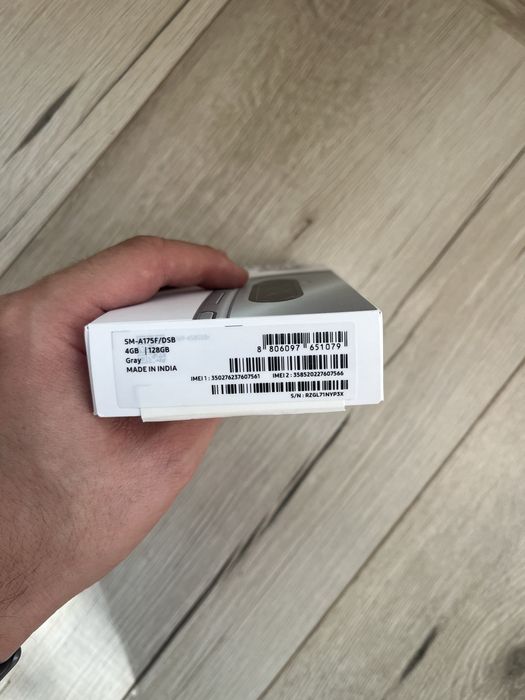 Samsung Galaxy A17 4G 4/128 GB – чисто нов, невключван