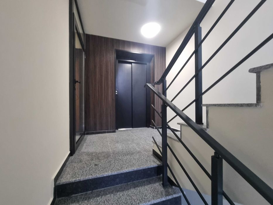 Продава се Двустаен апартамент в Благоевград, Широк център - 66 кв.м за 561 €/кв.м - Снимка #4