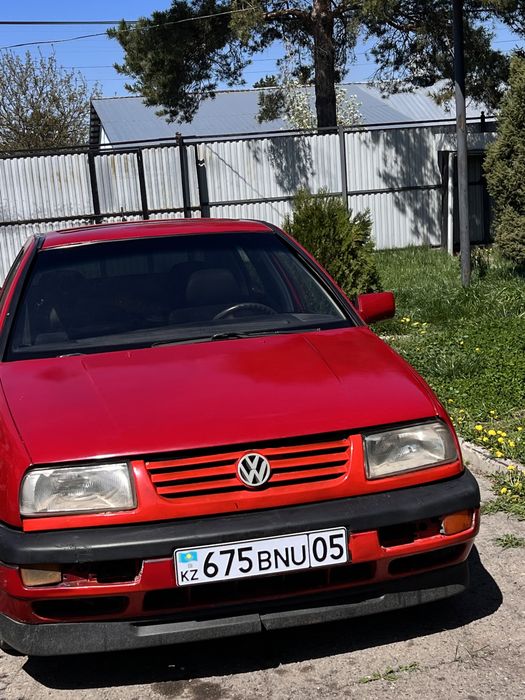 Volkswagen Vento 1993 1.8