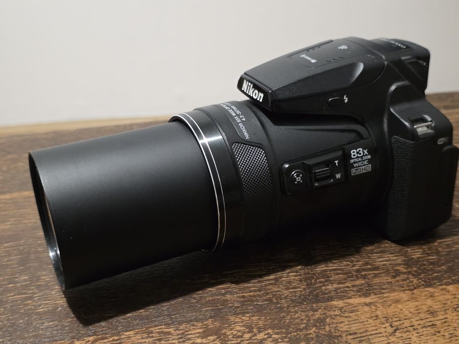 Nikon Coolpix P900 – Zoom 83x – Stare Bună – Funcțional