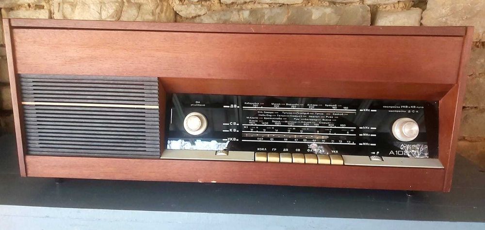 Радиограмофон Акорд 102-71 - за части / реставрация на части
