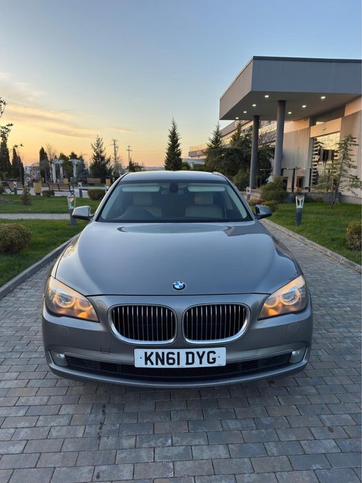 Dezmembrez Bmw F01 3.0 Diesel 245Cp