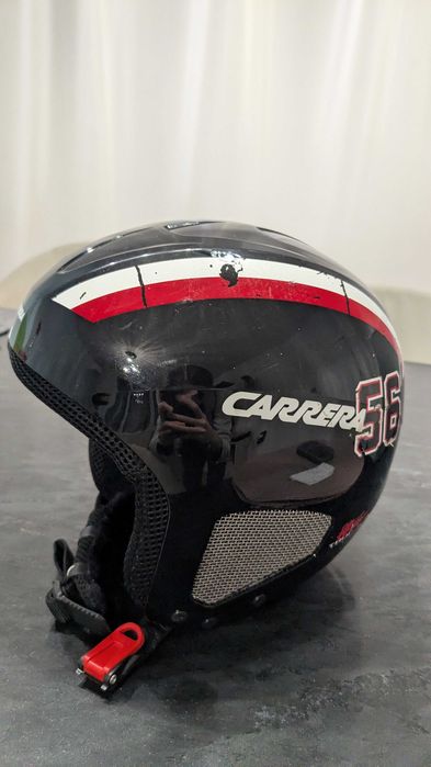Ски каска - Carrera