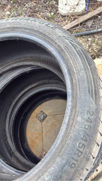 Продам резину 245/45/19