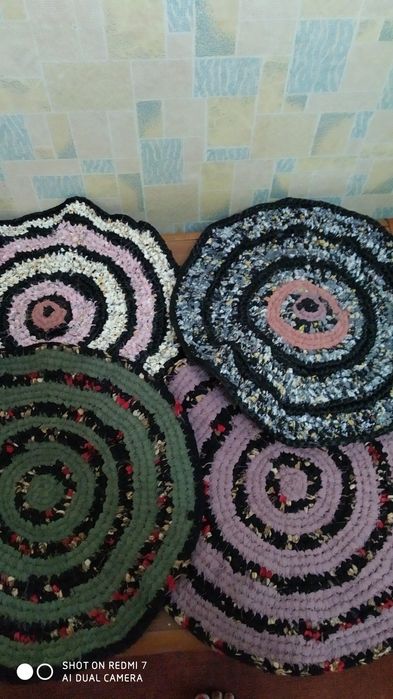 Сидушки для стульев и табуреток