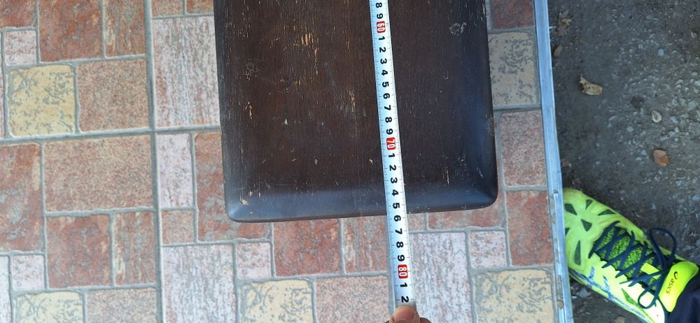 Маса масивна за детски кукли