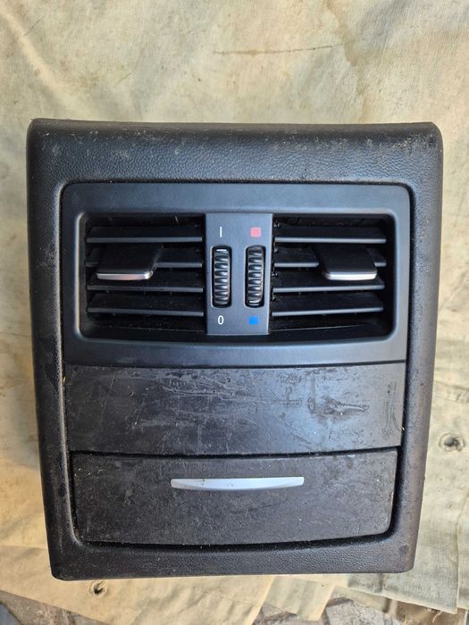 На части БМВ Е90 - BMW E90