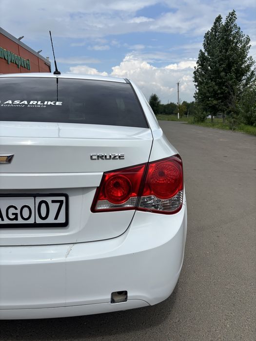 Продам машмну Шевролет