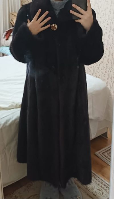 Продам шубу норковую