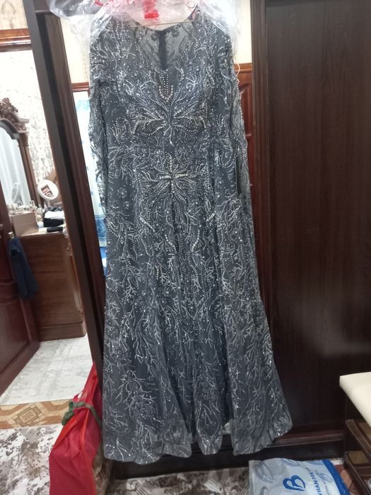 Vecherniy koyle 200 $ sotiladi